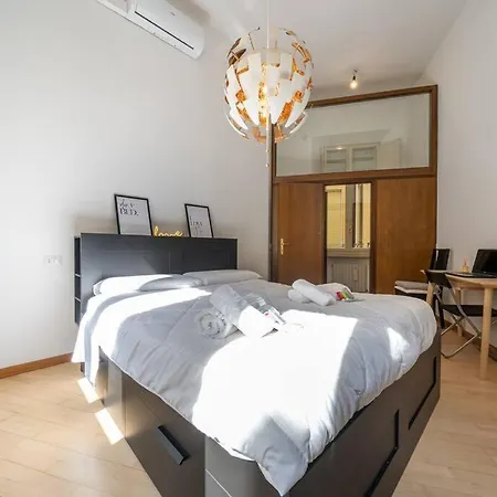 아파트 Duomo Delizioso Nel Cuore Di